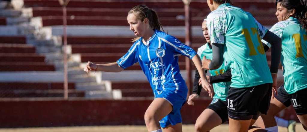 Juega en Godoy Cruz y fue convocada a la Selección Sub 17