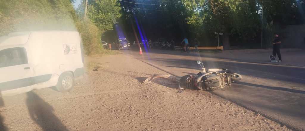 Un motociclista murió al chocar contra una camioneta en Luján