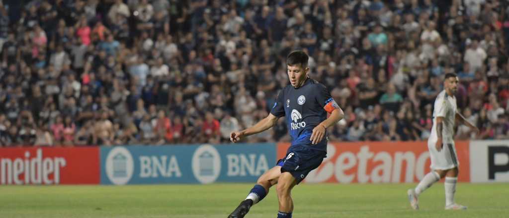 La Lepra cerró el año con un 0 a 0 ante Riestra en el Gargantini