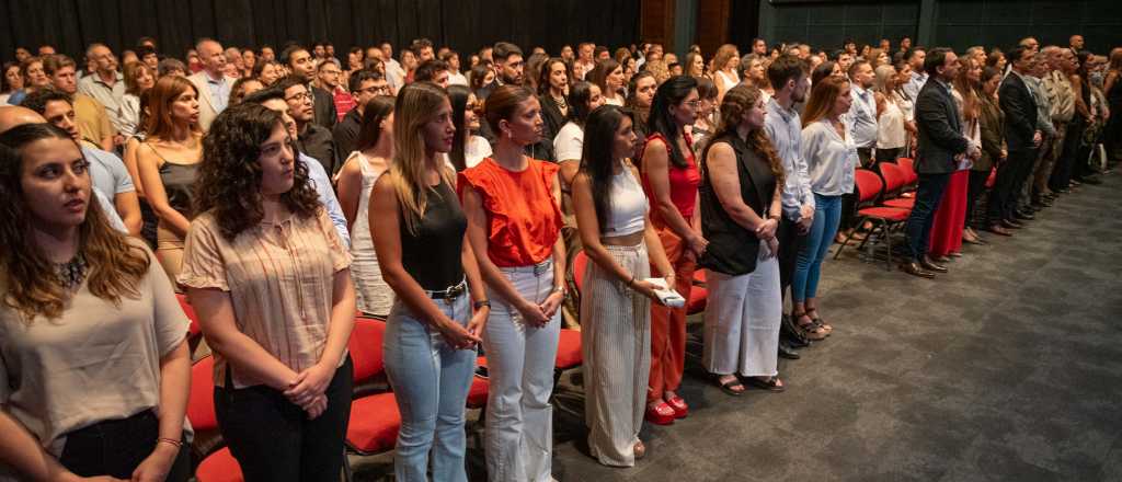 Fueron héroes: 250 profesionales de la salud completaron su residencia