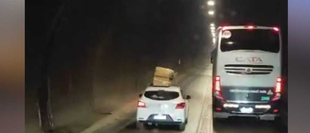 Imprudencia en la Ruta 7: sobrepasó a un micro en el túnel internacional