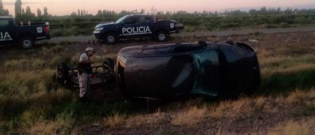 Conductor borracho volcó con su tráiler en San Martín