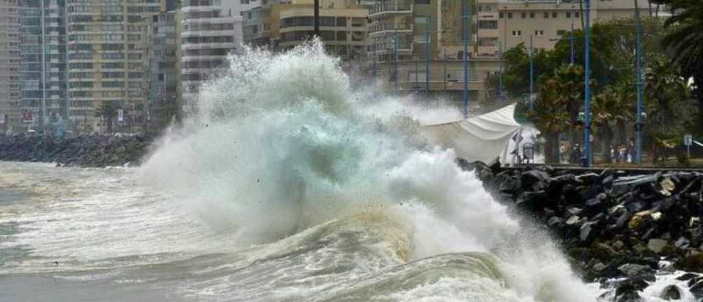 Hay alerta por marejadas en Reñaca y Viña del Mar