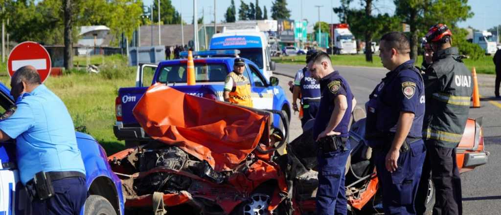 Dos mendocinos chocaron de frente con un micro y murieron en Córdoba