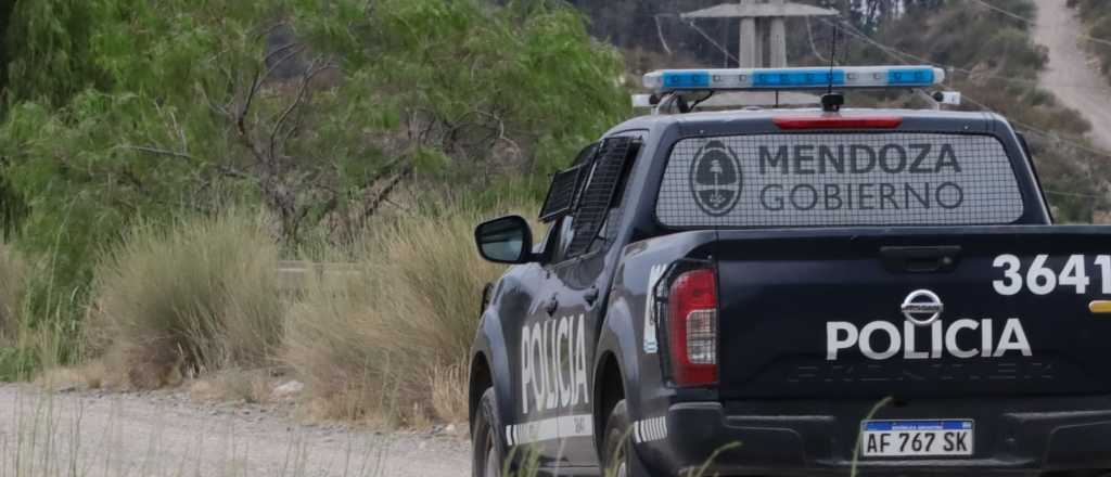 Estaba en un casamiento, fue a orinar a la esquina y lo mataron