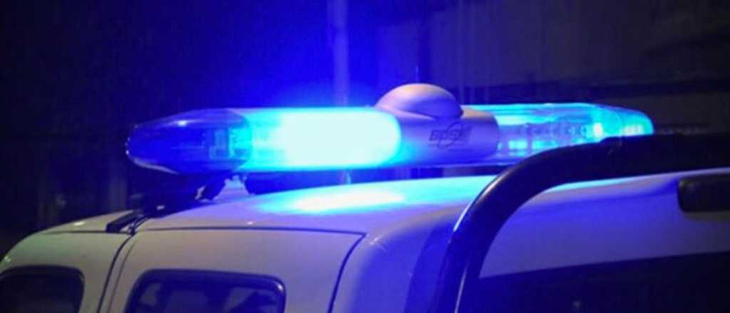 Una conductora borracha chocó de frente contra otro auto en Godoy Cruz