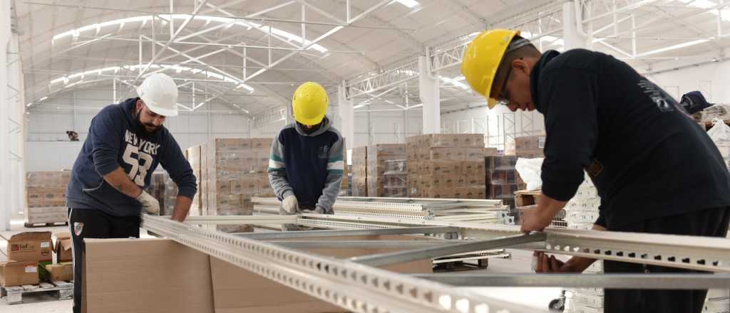 Cuatro de cada diez asalariados están en negro, según el INDEC