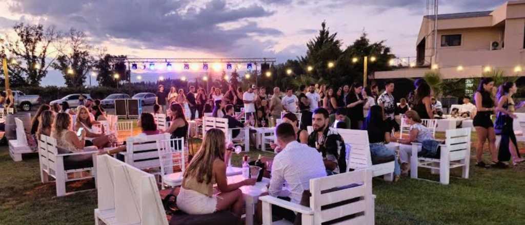 Maipú ofrecerá sunsets con gastronomía, degustaciones y shows en vivo