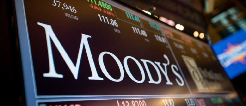 Sonríe Milei: Moody's mejoró la calificación crediticia para Argentina