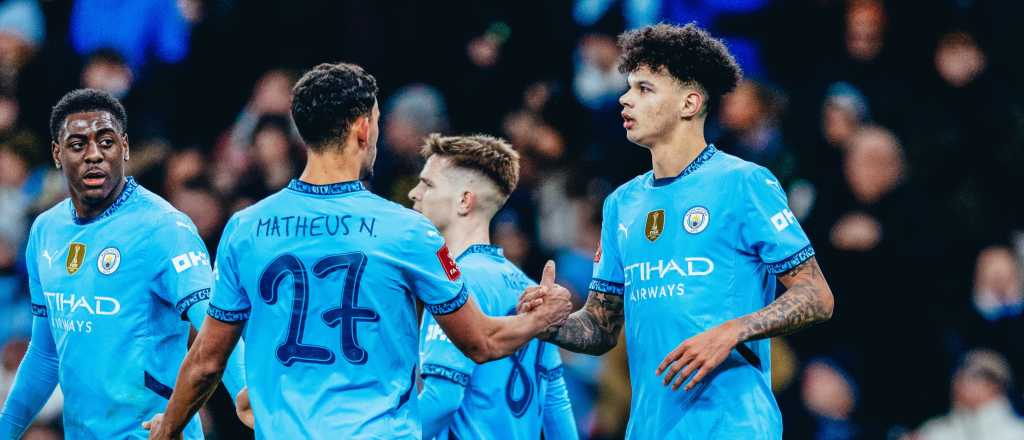 Goleada aplastante del Manchester City y gol de un argentino en la FA Cup