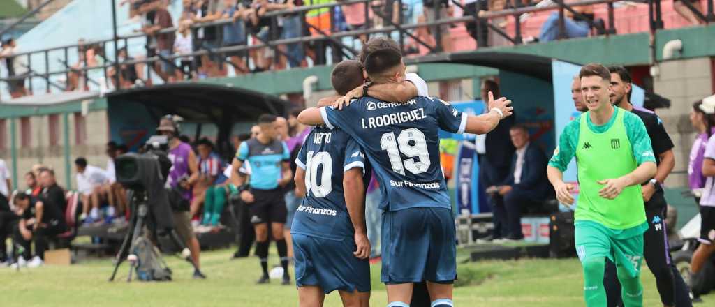 Racing debutó con un buen triunfo sobre Barracas