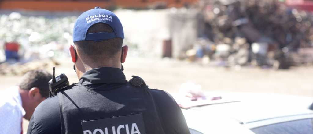Sancionan a un policía un año después de causar disturbios en la Arístides
