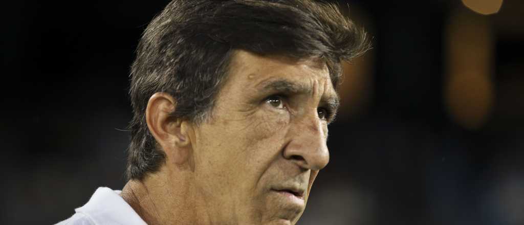 Costas no le escapó a la derrota y fue contundente