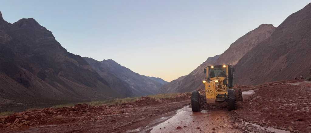 La ruta a Chile seguirá cortada al menos hasta este martes