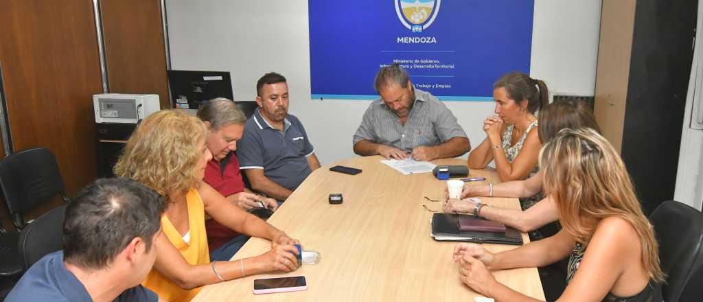 AMProS rechazó la primera oferta paritaria del Gobierno