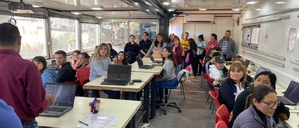 ¿Quiénes comienzan las clases este lunes?