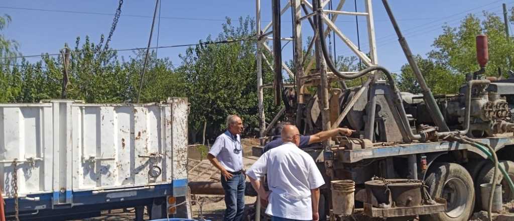 San Martín: la perforación del barrio López comenzó a extraer agua potable