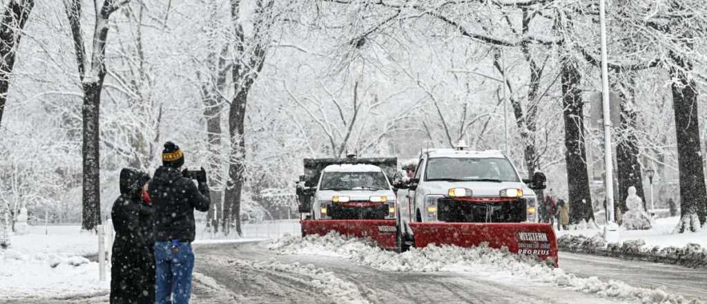 Alerta por la tormenta invernal que azota a USA: ya hay 18 muertos