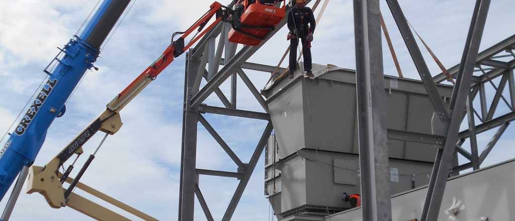 Mendoza autorizó la cesión de las últimas áreas maduras de YPF
