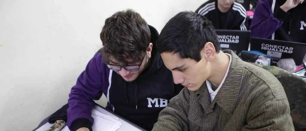 Alumnos con hasta 5 previas tendrán la última chance de pasar este mes