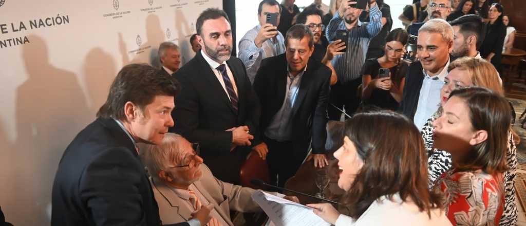 LLA logró los votos para ratificar en Diputados el DNU de acuerdo con el FMI