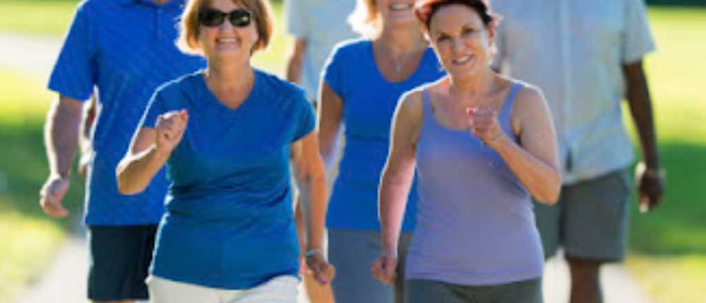 Los hábitos diarios que protegen la memoria de adultos mayores