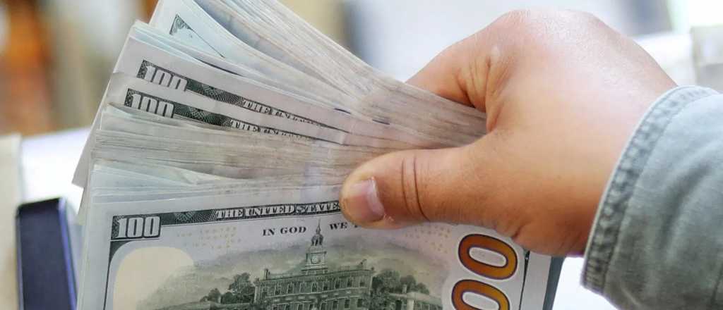 ¿A cuánto cotiza el dolar este viernes?