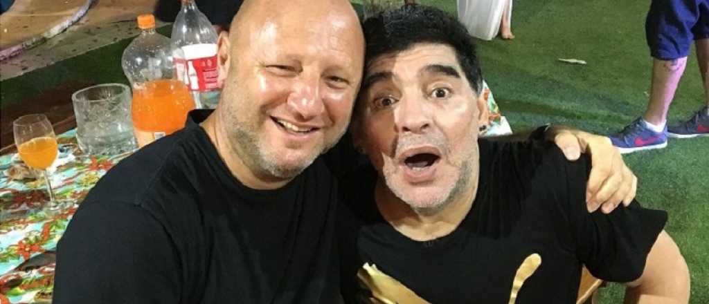 Un amigo de Maradona: "Le cambiaban camisetas firmadas por marihuana"
