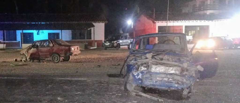 Cuatro heridos tras un fuerte choque en Villa Atuel