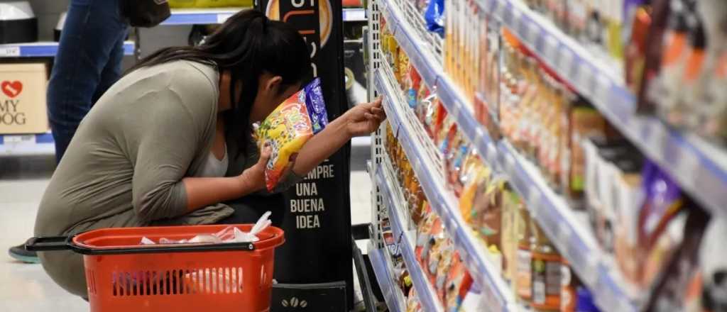 Los salarios le ganan a los alimentos, pero caen las economías regionales