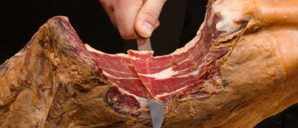 Salió de casa y le robaron un televisor y un jamón, en San Rafael