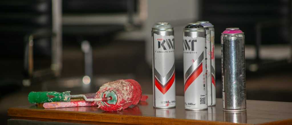 Capital aplicó el "código antigraffiti" a dos chicas y las sancionó