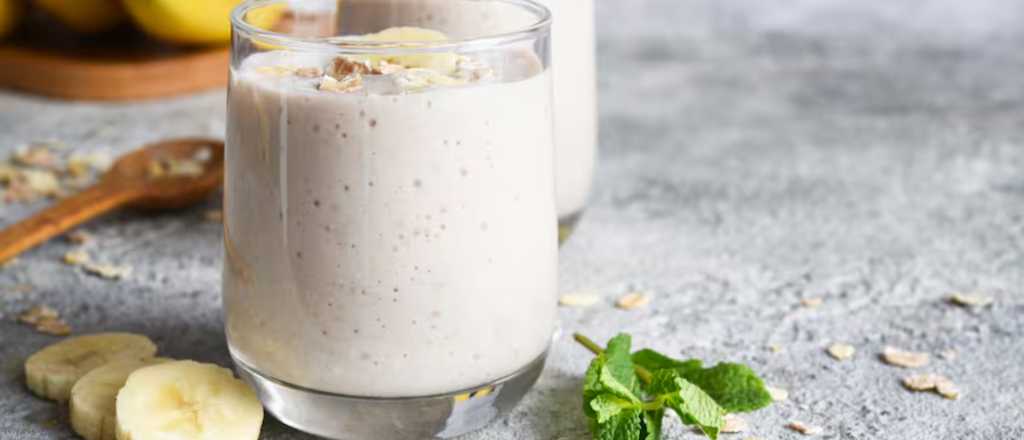 Cuáles son los 7 alimentos y bebidas que debés consumir por las noches