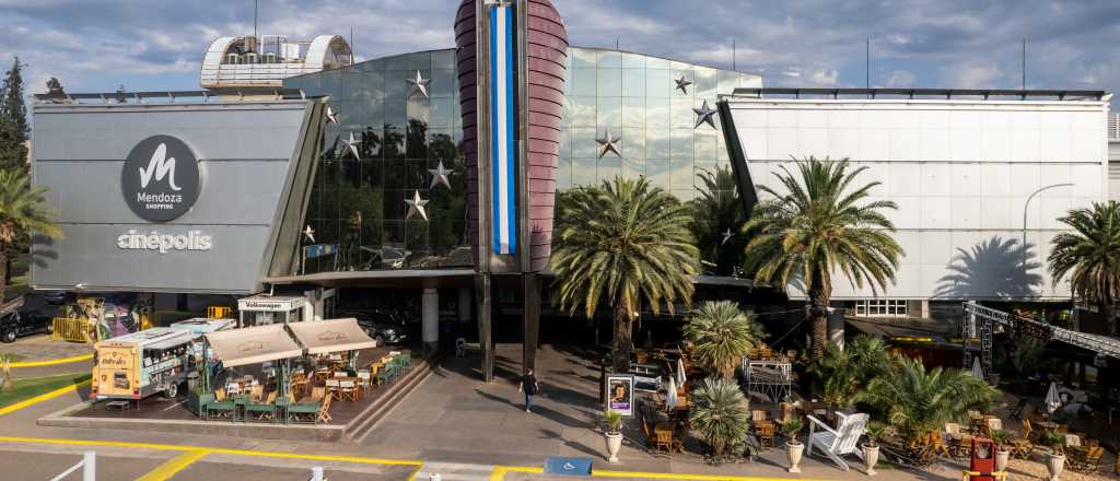 El Mendoza Shopping comenzó con su semana de grandes descuentos