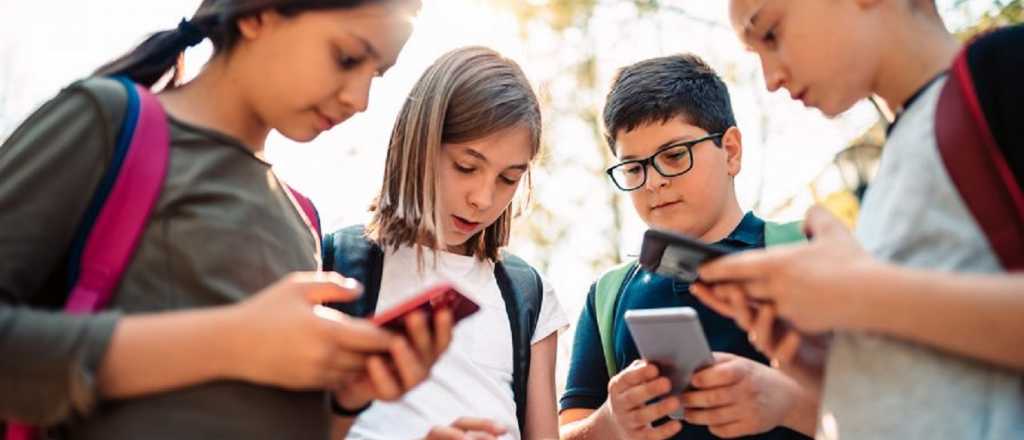 Advierten sobre los peligros del acceso ilimitado a Internet en la niñez