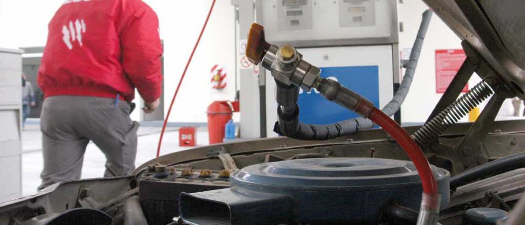 Varias expendedoras de Mendoza bajaron el precio del GNC