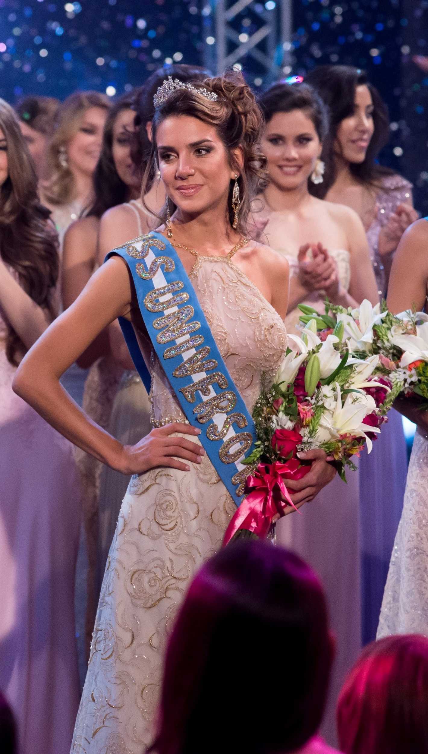 La argentina Valentina Ferrer quedó entre las 10 finalistas de Miss