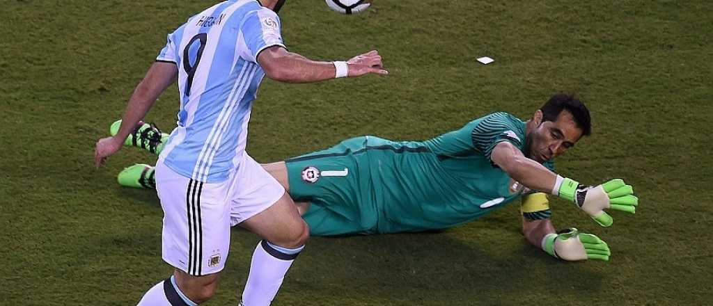 Copa América: el papá de Higuaín defendió al Pipita y "culpó" a Messi