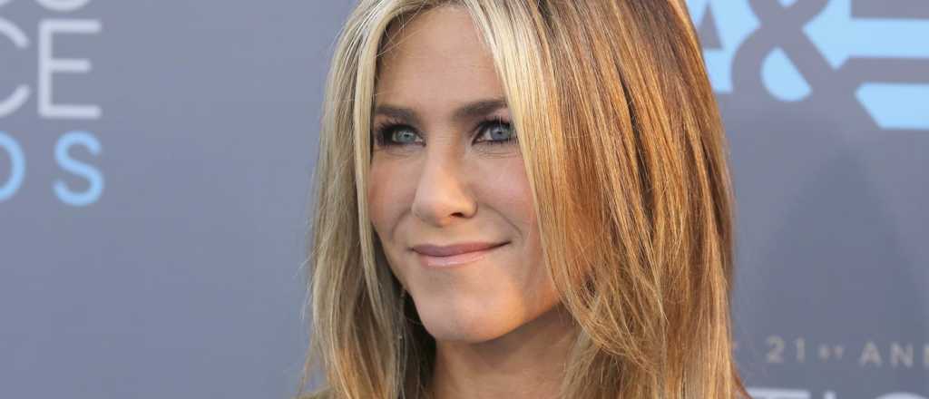 Una mujer sorprende al mundo por su parecido con Jennifer Aniston