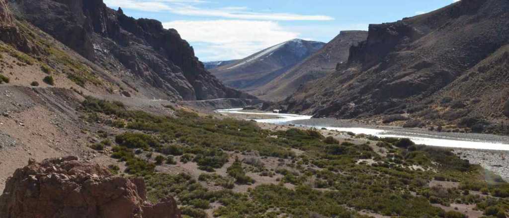 Cornejo resigna impuestos para hacer Portezuelo