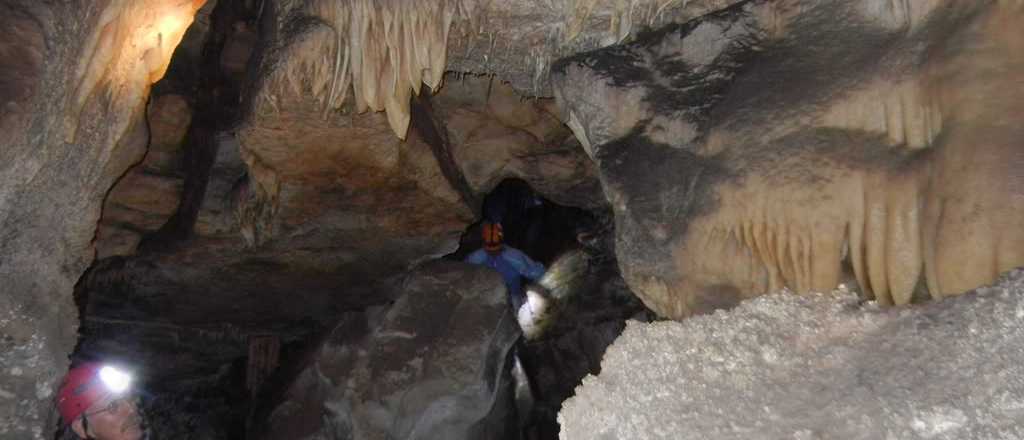 Video: la misteriosa Caverna de las Brujas de Malargüe