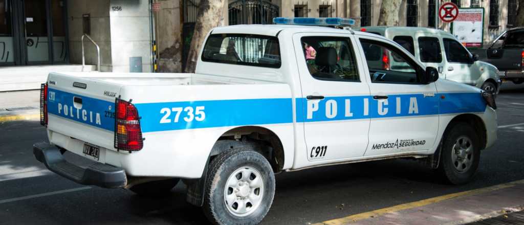 Balearon a un joven "al paso" en Las Heras