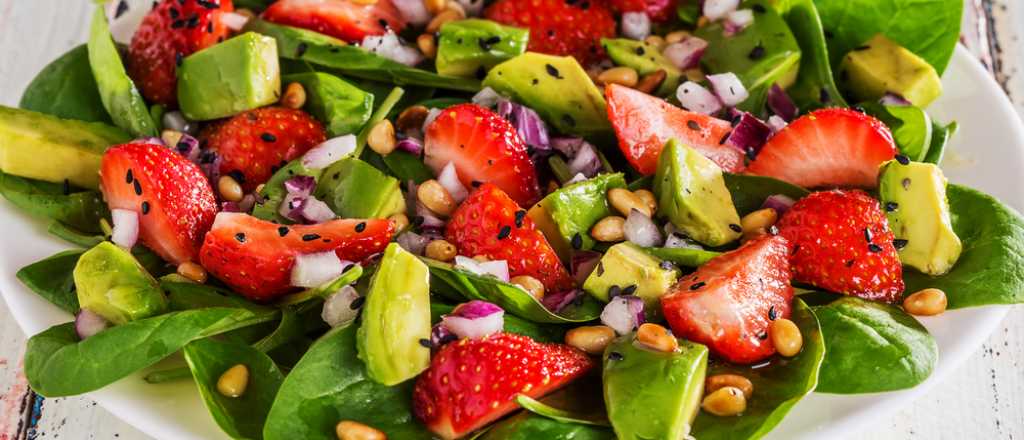 Ensaladas de primavera: tres recetas diferentes y nutritivas