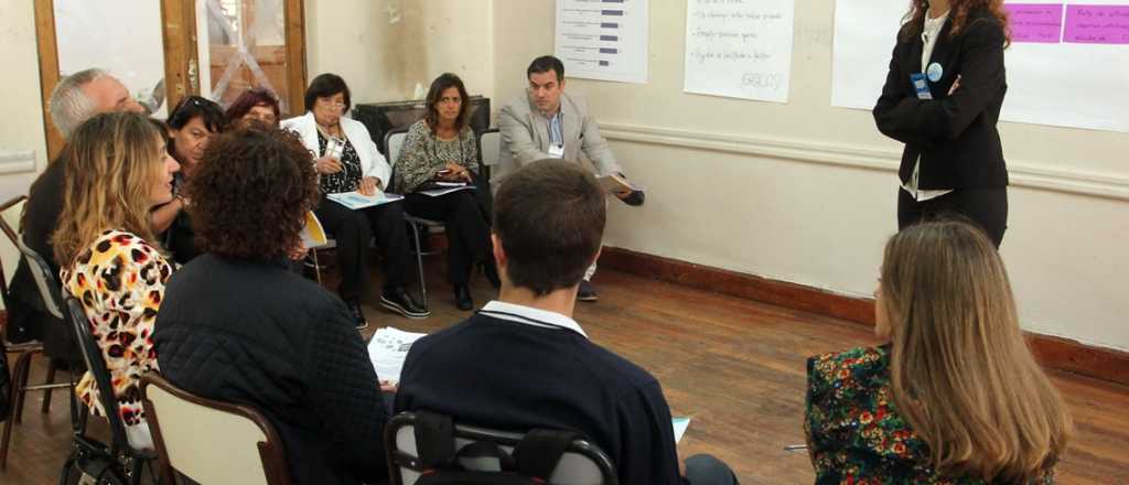 Colegios secundarios de Mendoza no tendrán clases el próximo lunes