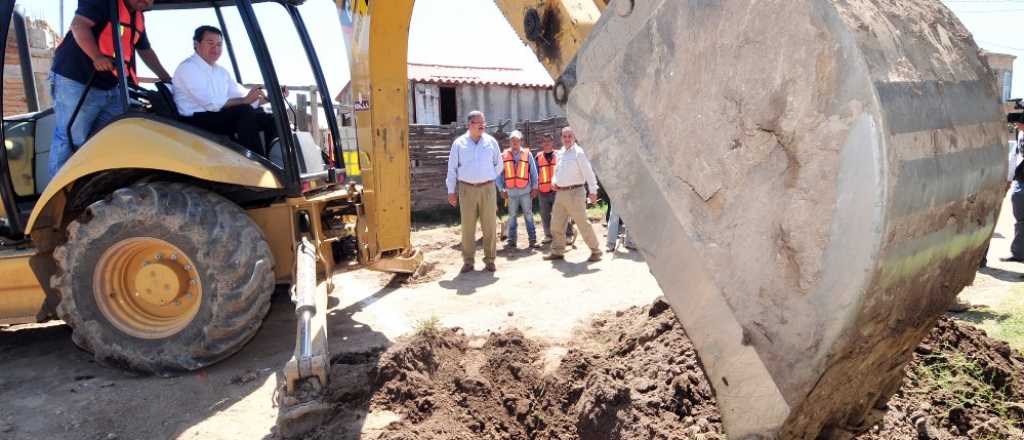 El presidente aprobó que vuelva la obra privada a Mendoza